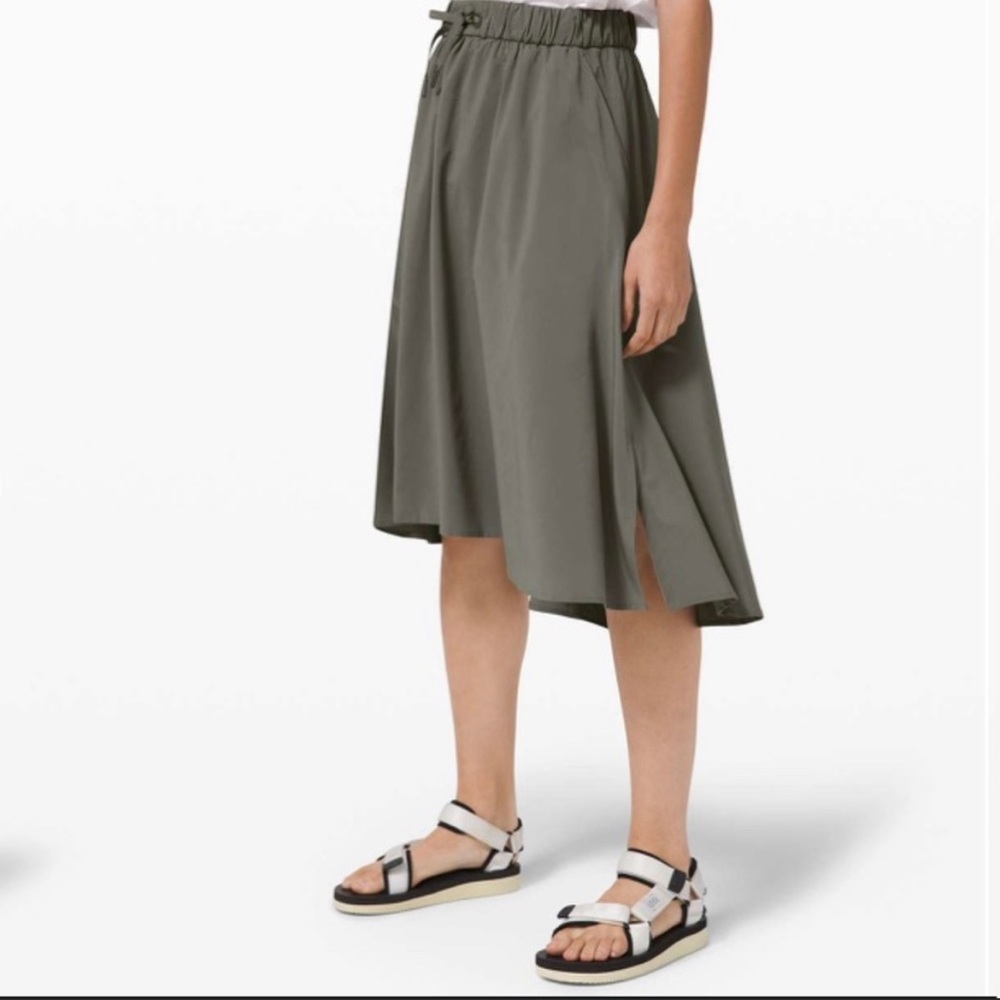 Lululemon Time to Flounce Skirt Gray Sage 10